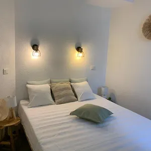  Apartment Cap Coz Les Pieds Dans L'eau Frankreich
