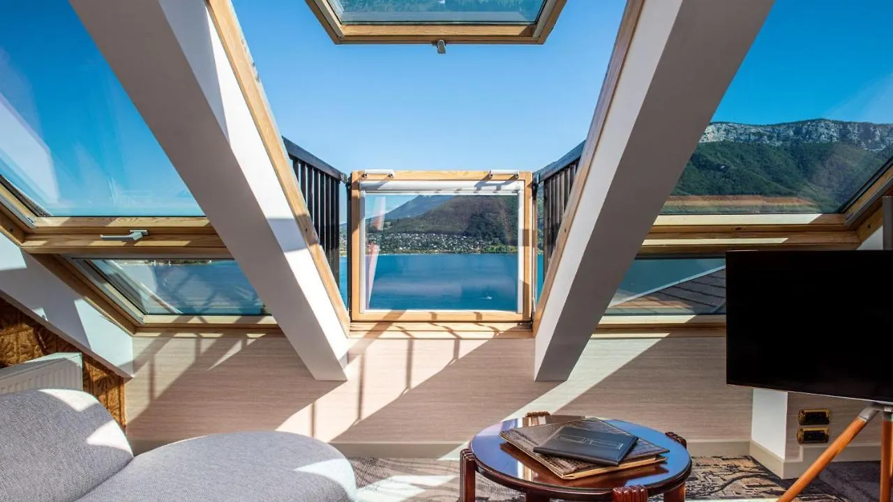 Szálloda Les Tresoms Lake And Spa Resort Annecy