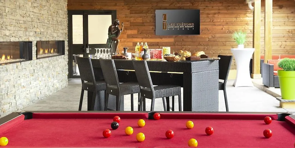 Les Trésoms Lake&Spa Resort Annecy 4*,