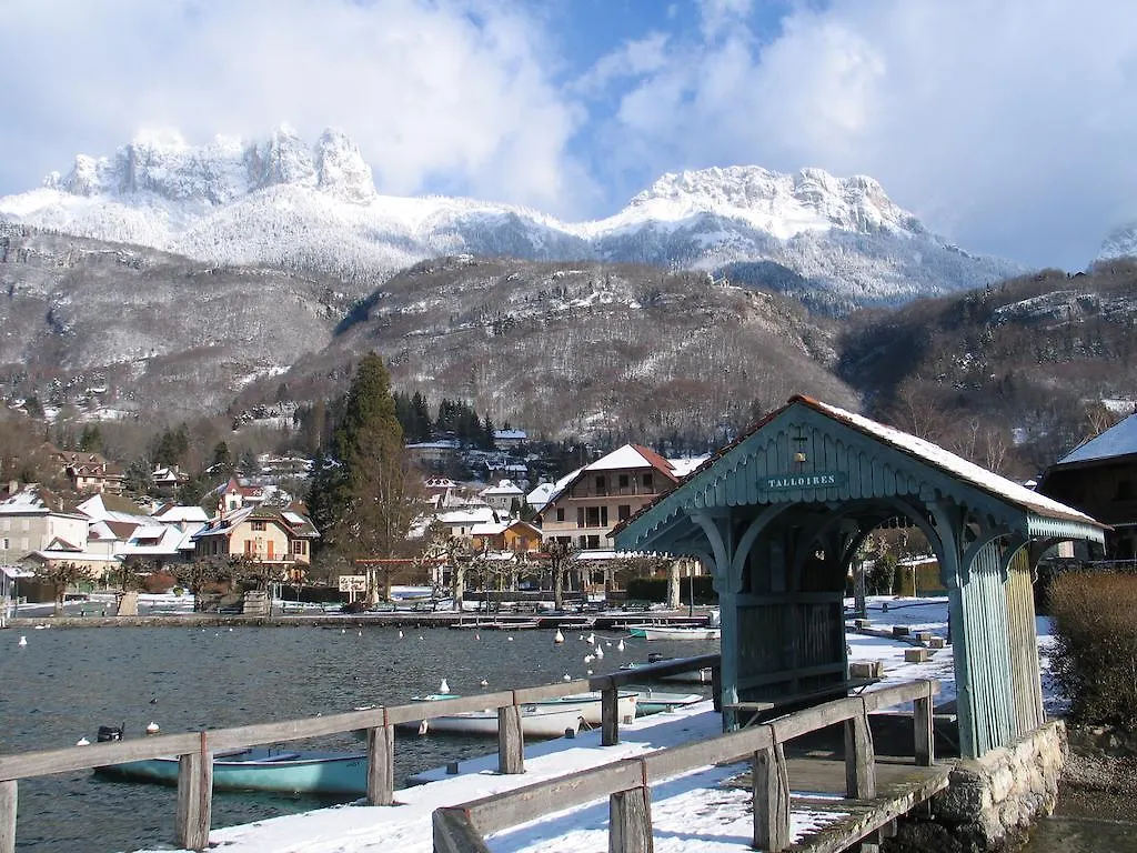**** Hotel Les Trésoms Lake&Spa Resort Annecy Francia